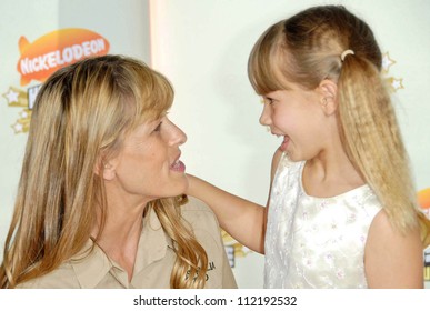 Terri Irwin And Bindi Irwin At Nickelodeon's 20th Annual Kids' Choice Awards. Pauley Pavillion, Westwood, CA. 03-31-07