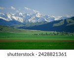 Tersey alatoo mountains by lake issyk-kul, tien shan (tian shan) range, kirghizstan (kyrgyzstan), fsu, central asia, asia