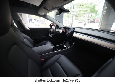 1,252 Tesla inside Images, Stock Photos & Vectors | Shutterstock