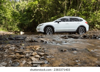 Test Drive crossover 4wd atKeen Krachan, Phetchaburi, Thailand