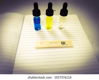 Test Kit D-dimer Test, Diagnosis For Disseminated Intravascular Coagulation With Medical Laboratory Background