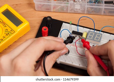 Testing Electrical Circuit On Breadboard With Voltmeter