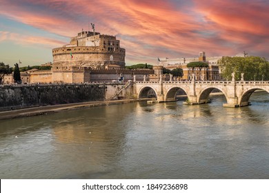 1,012 Vatican Tevere River Images, Stock Photos & Vectors | Shutterstock