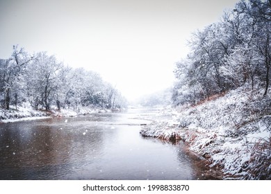 The Texas River Bank During The 2021 Snowstorm