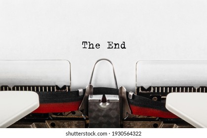 Text The End Typed On Retro Typewriter