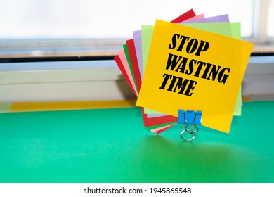 302 Stop wasting money and time Images, Stock Photos & Vectors