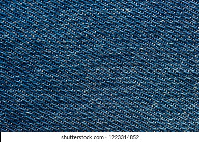 dark blue jeans color