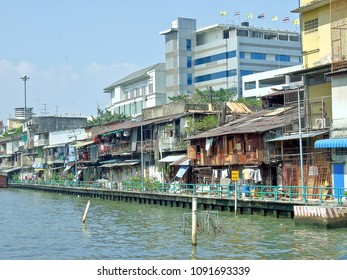 Thai Canal Or Klong Tour, Bangkok Noi, Thonburi, Thailand.