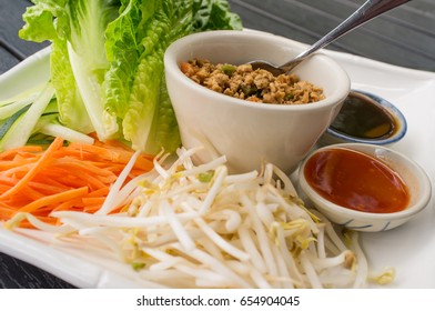 Thai Chicken Lettuce Wrap With Mung Bean Sprouts