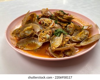 Thai Food, Stir Fried Clams With Red Chili Paste