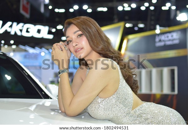 Thai pretty\
woman, Big Moter Sale 2020,There are BITEC Exhibition Centre Bangna\
in BANGKOK, THAILAND - 25 August\
2020