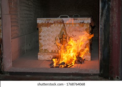 4,075 Buddhist Cremation Images, Stock Photos & Vectors | Shutterstock