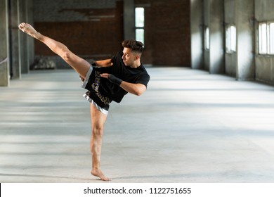 1,309 Empty boxing gym Images, Stock Photos & Vectors | Shutterstock