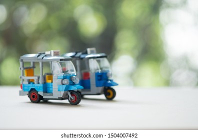 Indian Meter Taxi Ambassador Car Pull Back Transport Toy from India Hindustan