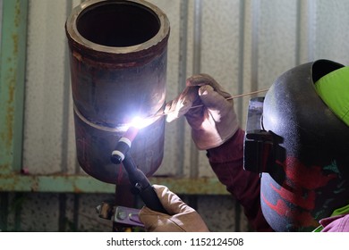 449 Thai welder Images, Stock Photos & Vectors | Shutterstock