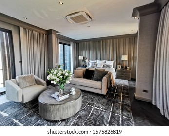 Bangkok  Thailand : 11 November 2019 - Atelier Residence - Luxury Bedroom