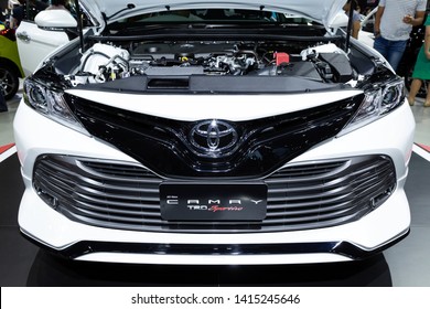 Imagenes Fotos De Stock Y Vectores Sobre Motor Oil Toyota