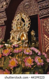 Thailand, Chiang Mai, Phra Singh Temple (Wat Phra Singh), golden Buddha statue - Shutterstock ID 44199223