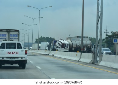  THAILAND Chonburi-April 4 ,2018: Isuzu Gas Truck Accident Hit The Electric Pole On Motorway In THAILAND