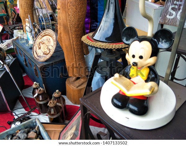 Thailand -March 24, 2019 : Mickey Mouse Toy,\
Retro Toys, Toy Market, Second Hand Market, Chatuchak Playground\
Antique Flea Market,\
Bangkok