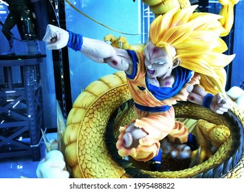 Goku Images Stock Photos Vectors Shutterstock