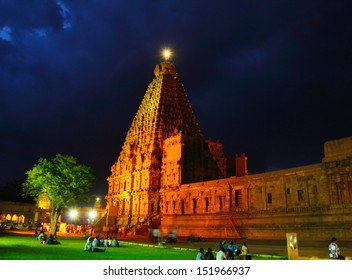 61 Thanjavur temple night view Images, Stock Photos & Vectors ...