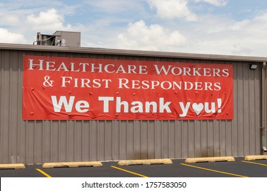 Thank You Sign For Healthcare Workers And First Responders.