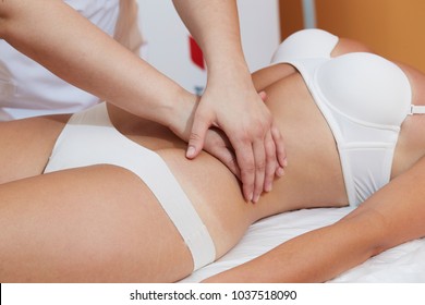 Therapist - Belly Massage At Spa Salon