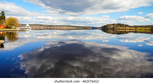 There Are Many Lakes And Moraines Left Over, Legacies Of The Last Glacial Period, Which Ended About Ten Millennia Ago.