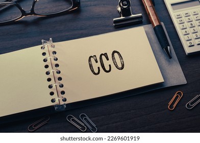 There is a notebook with the word CC0. It is eye-catching image.