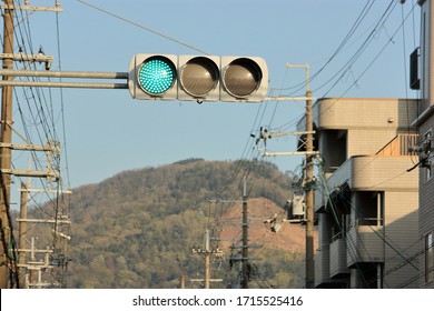 信号機 日本 の画像 写真素材 ベクター画像 Shutterstock