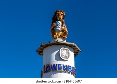 Theresienwiese, Munich, Bavaria, Germany, 2019, Oktoberfest, Wíesn, Lion From Löwenbräu German Beer Brewery , Celebrations, Events And Holidays