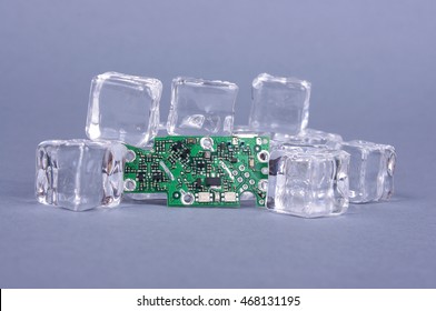 Thermal Management Concept PCB On The Ice Cubes