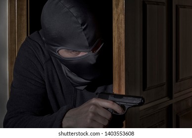 Imagenes Fotos De Stock Y Vectores Sobre Security Home Shutterstock