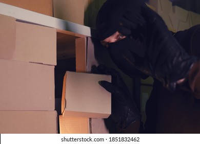 392 Thief parcel Images, Stock Photos & Vectors | Shutterstock