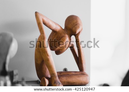 thinker figure