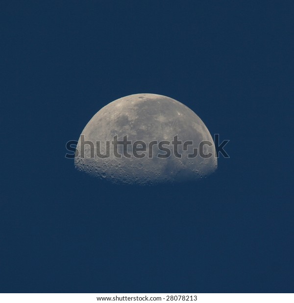 third\
quarter moon in daytime  ,lunar calendar\
22nd