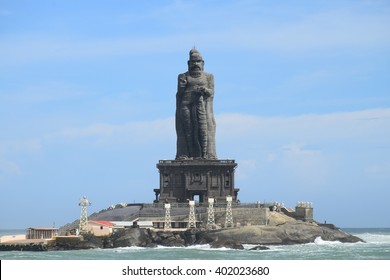 711 Thiruvalluvar Statue Kanyakumari Stock Photos, Images & Photography ...