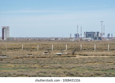 This Abandoned Hangar Baikonur Cosmodrome Stock Photo 1008431326 ...