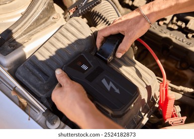 This article offers a practical view on using a portable jump starter in a car engine for emergency efficiency