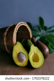 This Avocado Photo Was Taken At 5 Pm With Natural Light Without Lights