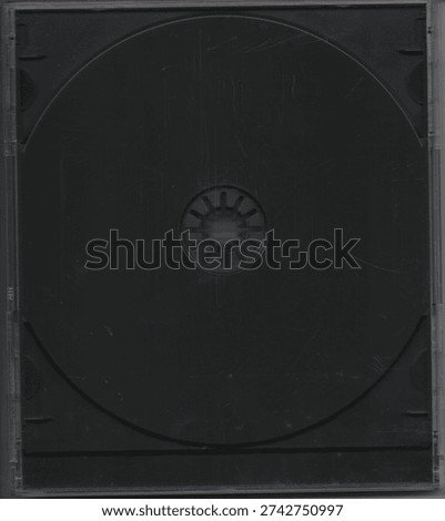 This is the back of a closed CD Case that holds DISCS