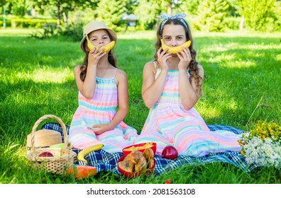 This Banana Wants You To Be Happy. Happy Children Have Fun With Banana. Picnic Meal. Healthy Nutrition. Benefits Of Fruit. Pediatric Dentistry. Dental Health. Summer Vacation. Childrens Day