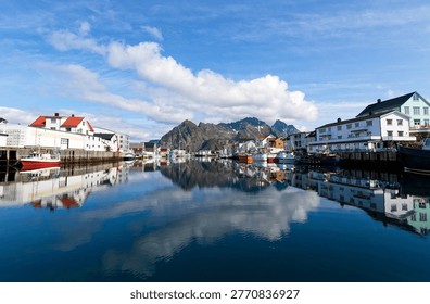 This beautiful image of Henningsvær, often called the 