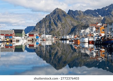 This beautiful image of Henningsvær, often called the 