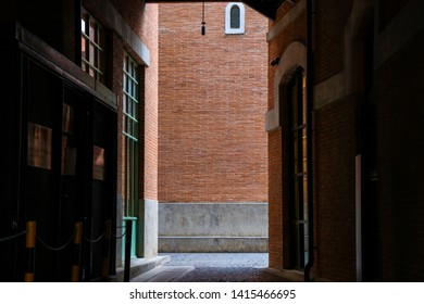This corner that doesn't come without a place to go.