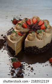 This Mocha Cake Is Moist, Fluffy And Packed With Chocolate And Coffee Flavor. Between Each Layer You'll Find A Mocha Buttercream, Chocolate Ganache And Chopped Chocolate Covered Espresso Beans.