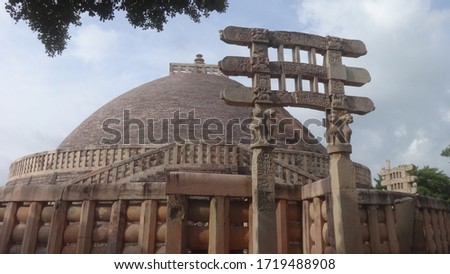 This is one of the oldest stone structures in India and an important monument of Indian architecture. Altogether it encompasses most of the evolution of ancient Indian architecture.