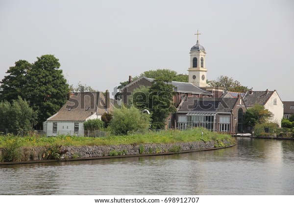 This is a picture of a little town in the Netherlands, called Overschie. This is a former municipality in South Holland. The name Overschie is already mentioned in the tenth century.