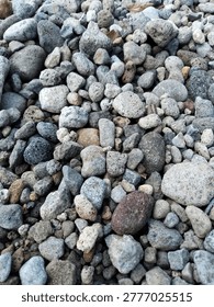 This is a random arrangement of river stones